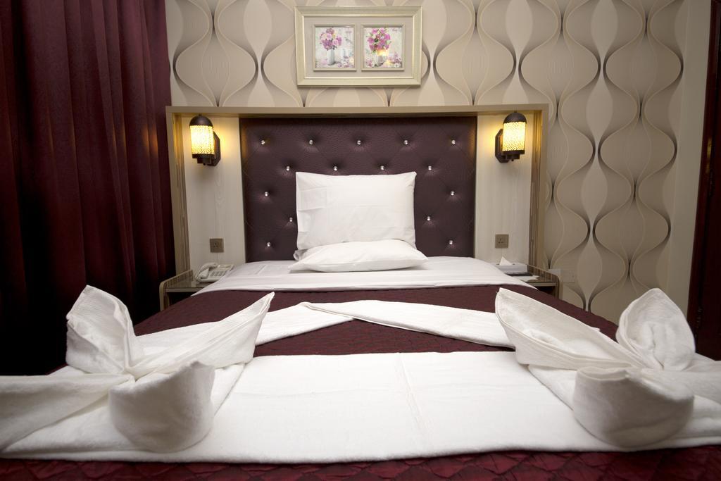 Sutchi Hotel Dubai Buitenkant foto