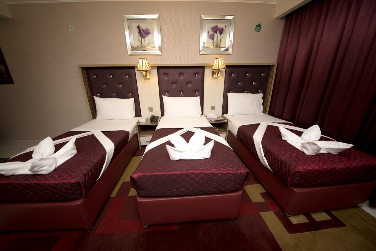 Sutchi Hotel Dubai Buitenkant foto